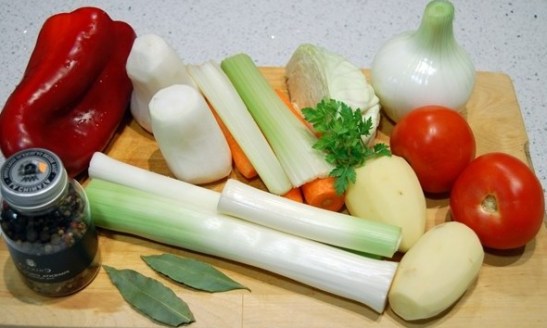 ingredientes-caldo-verduras-e1549383298263.jpg