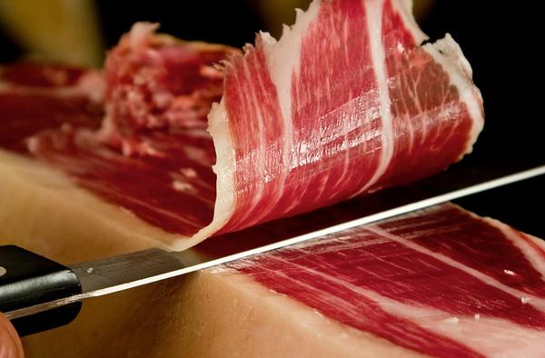 navarretinto-jamon-iberico.600x0