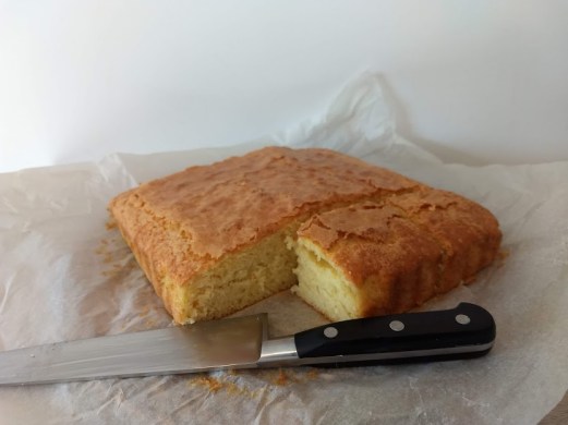 Coca de limón y yogur