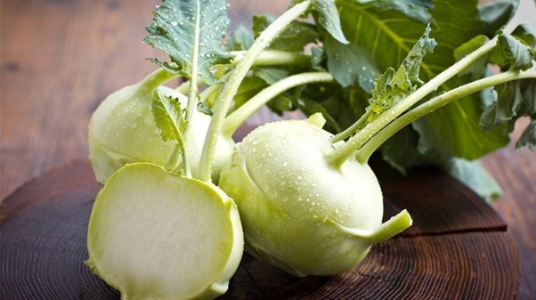 die-blaetter-der-kohlrabi-sind-wahre-vitaminbomben.jpg